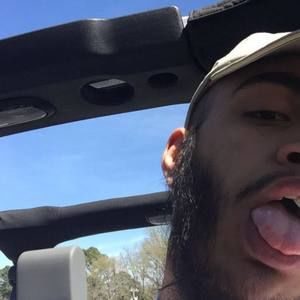 Meet your Posher, Devaughn